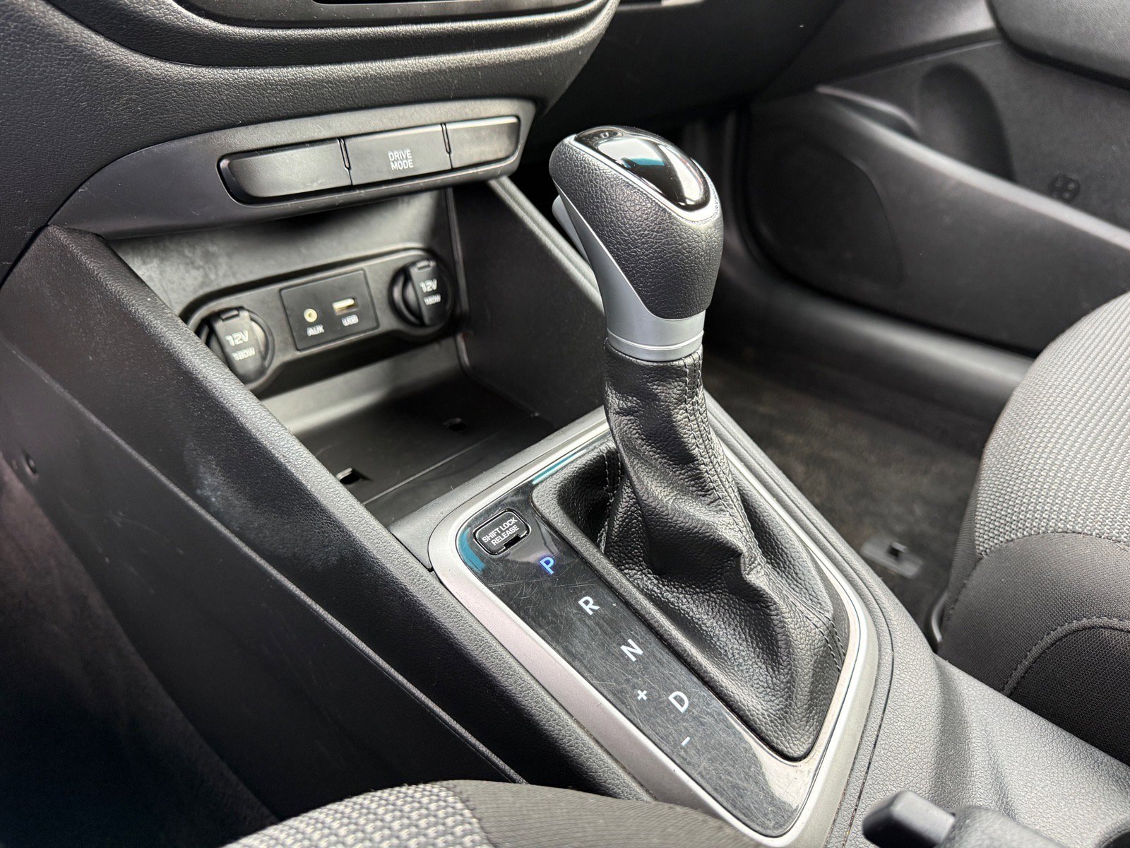 Used 2021 Hyundai Accent SE FWD image 23