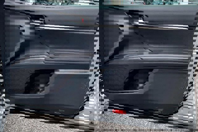 Used 2021 Toyota Camry SE image 23