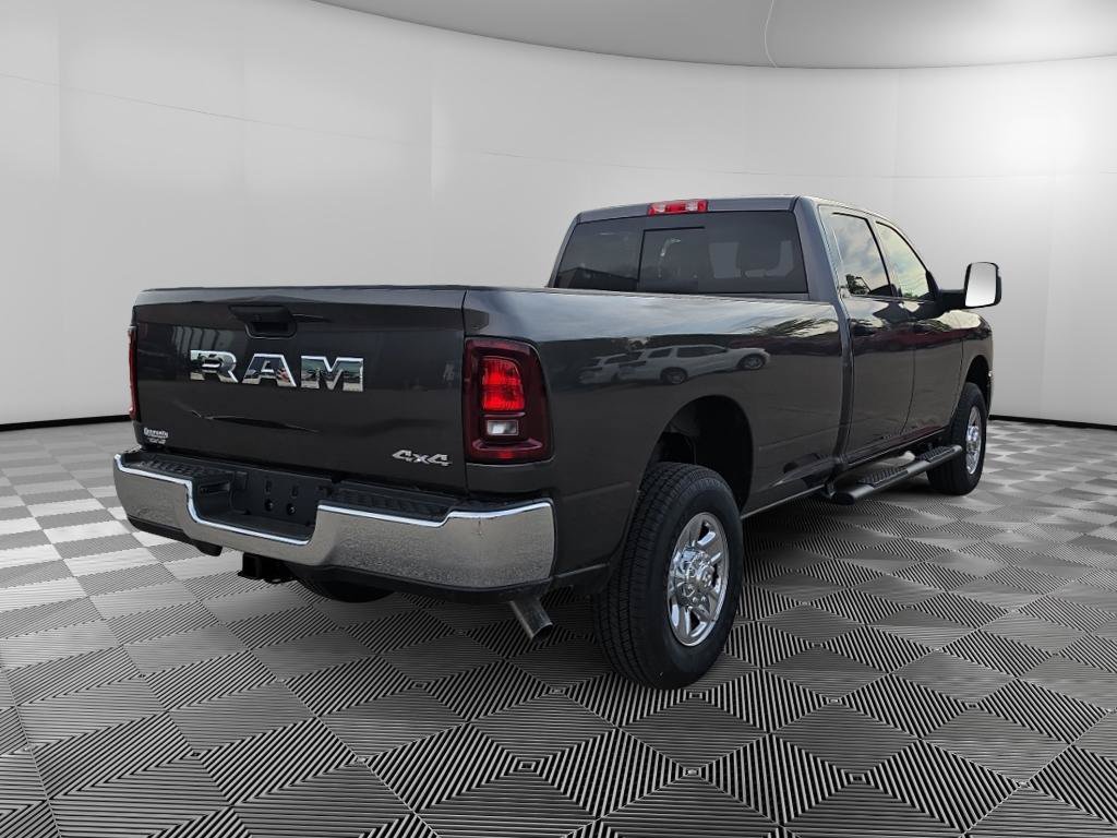 Used 2025 RAM 3500 Tradesman AWD/4WD image 7