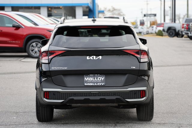 Used 2023 Kia Sportage X-Line w/ X-Line Premium Package image 3