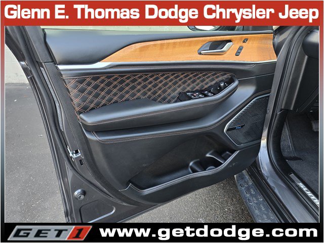 Used 2022 Jeep Grand Cherokee Summit image 26