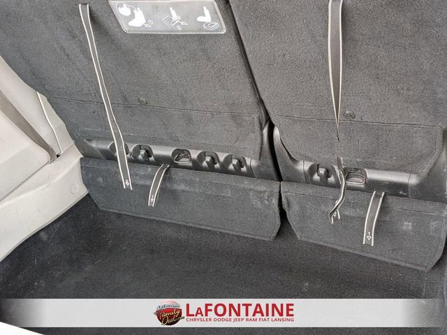 Used 2019 Chrysler Pacifica Touring-L image 2