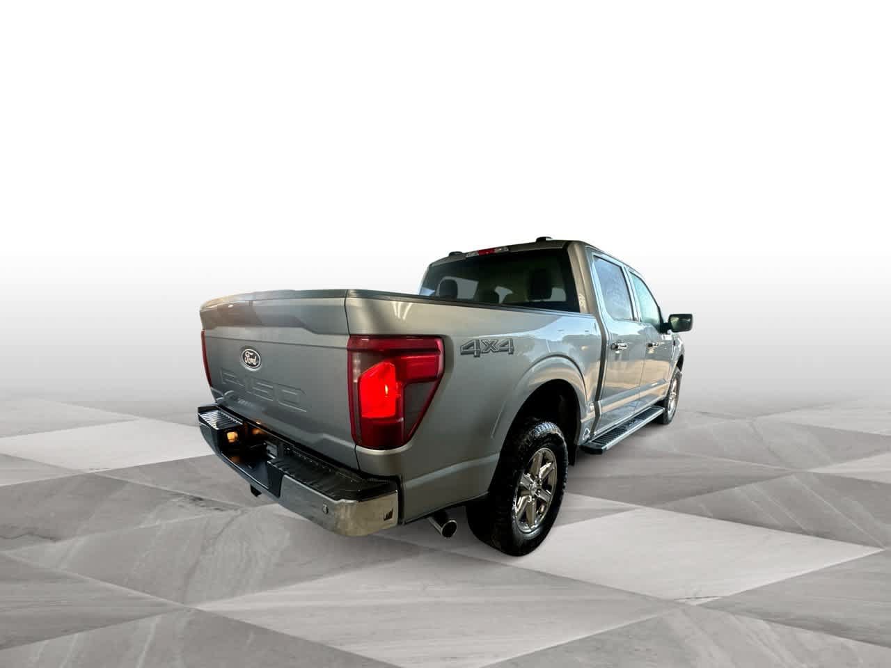 Used 2025 Ford F150 XLT w/ Equipment Group 301A Standard AWD/4WD image 8