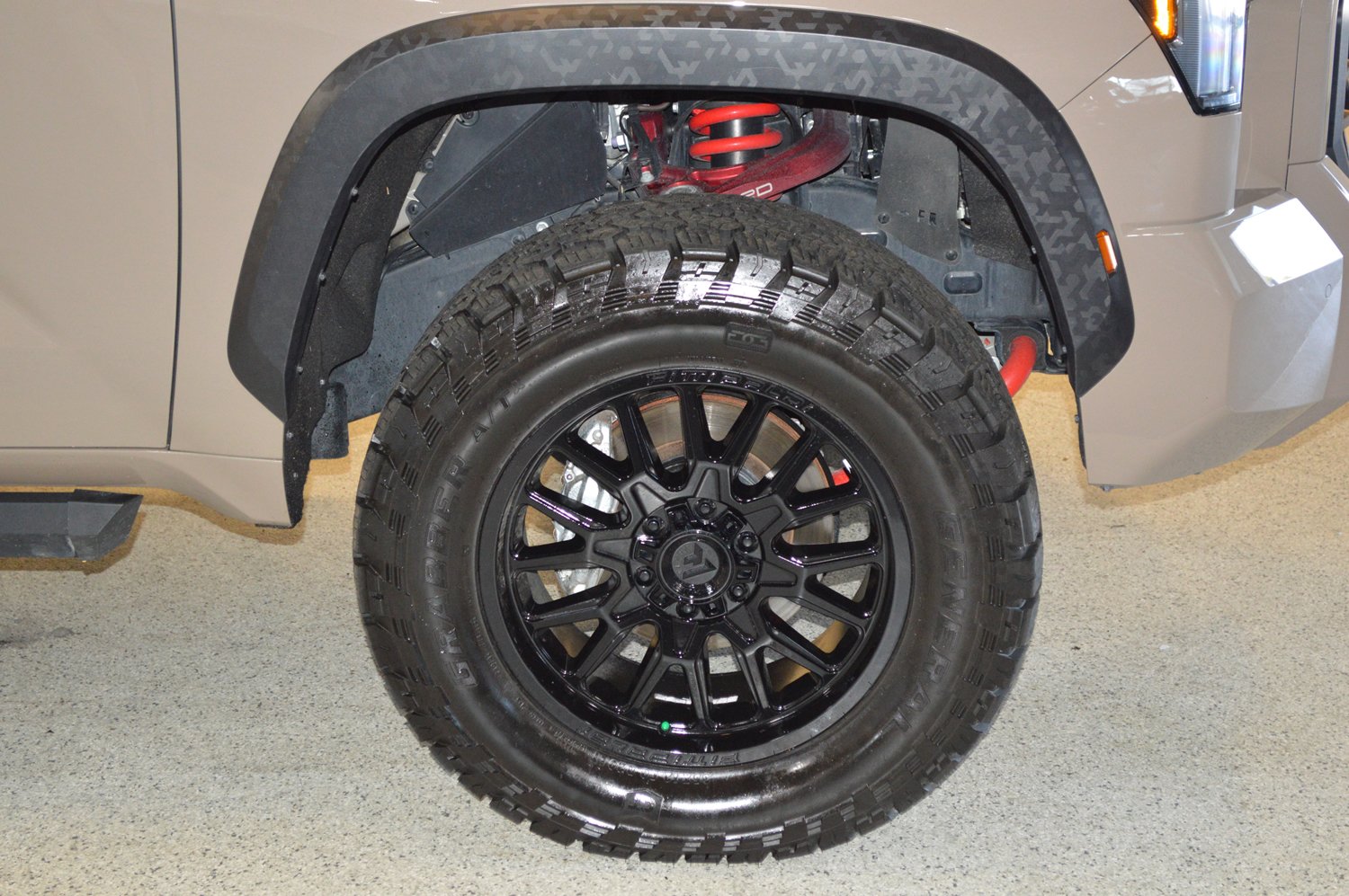 Used 2025 Toyota Tundra TRD Pro w/ TRD Performance Package (TMS) AWD/4WD image 9