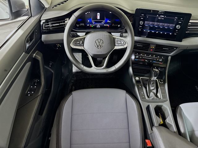 New 2026 Volkswagen Jetta SE FWD image 13