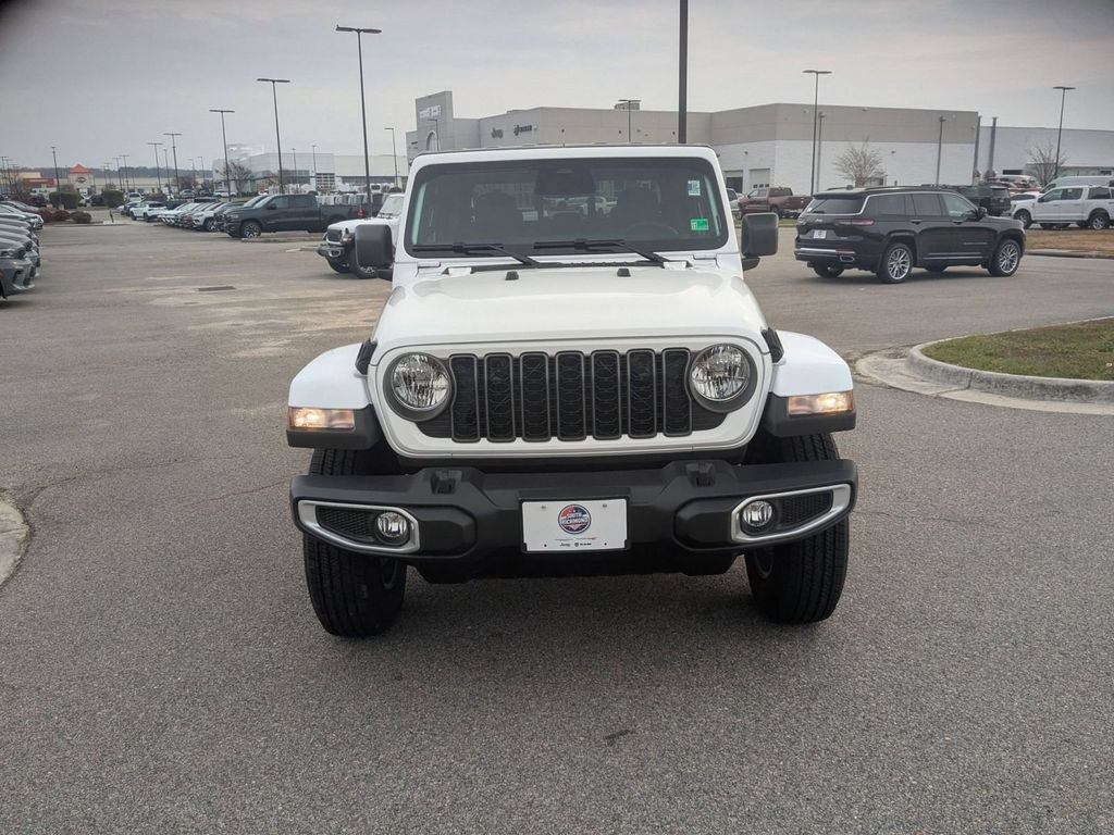 New 2026 Jeep Gladiator Sport AWD/4WD image 8
