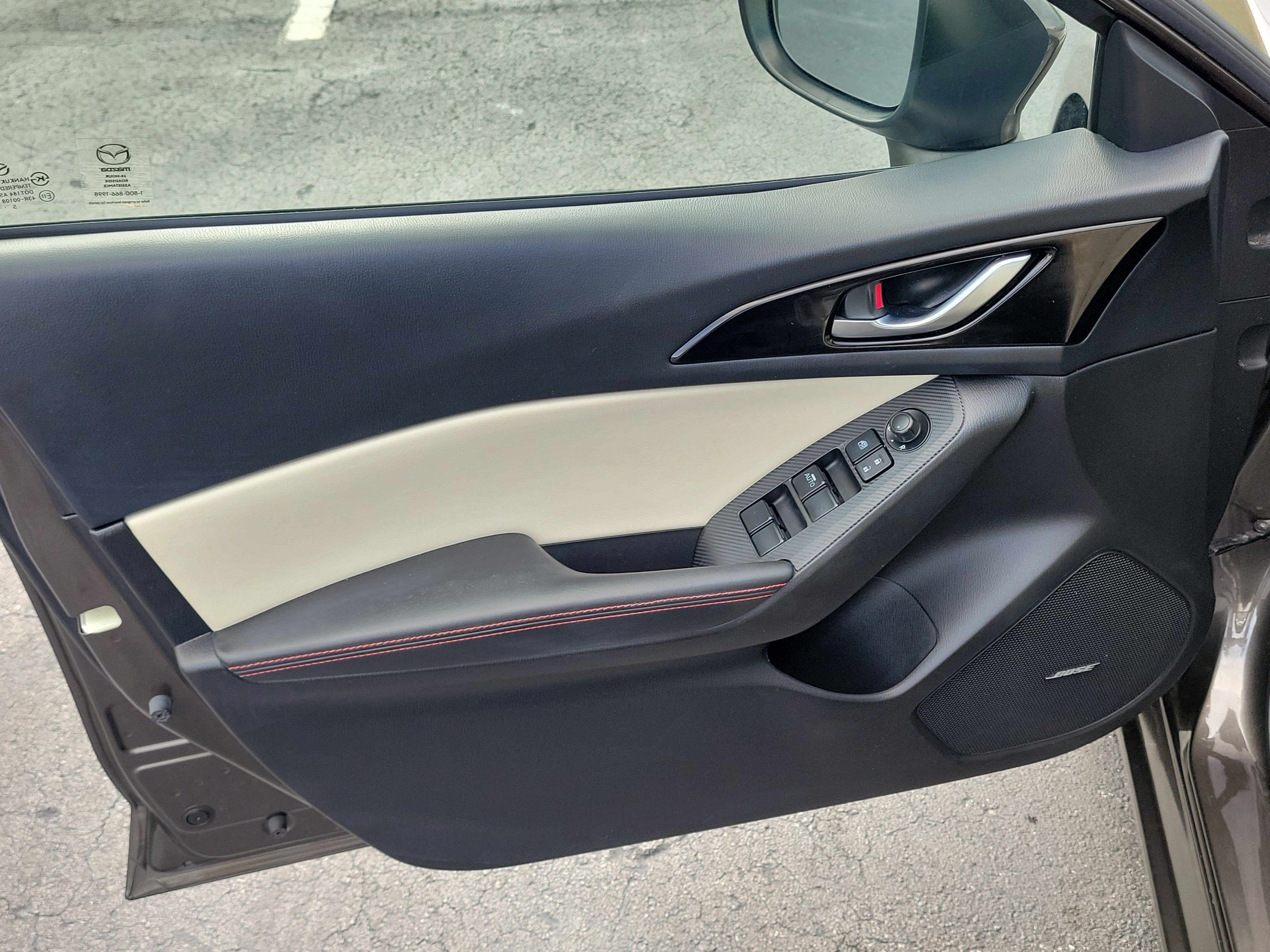 Used 2016 MAZDA MAZDA3 s Grand Touring FWD image 16