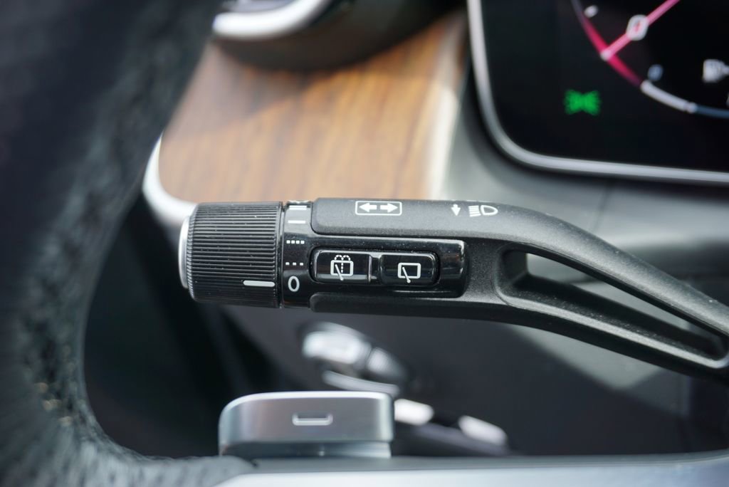 Certified 2025 Mercedes-Benz GLC 300 GLC 300 image 30