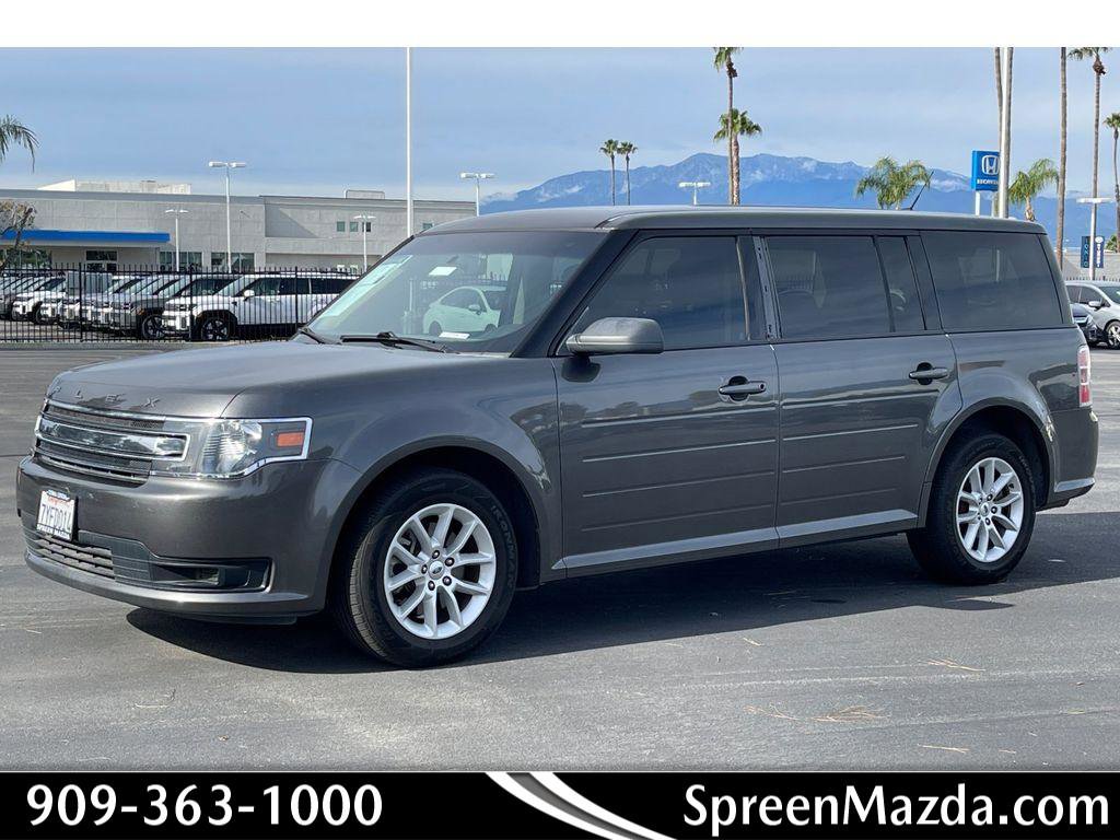 Used 2017 Ford Flex SE image 1