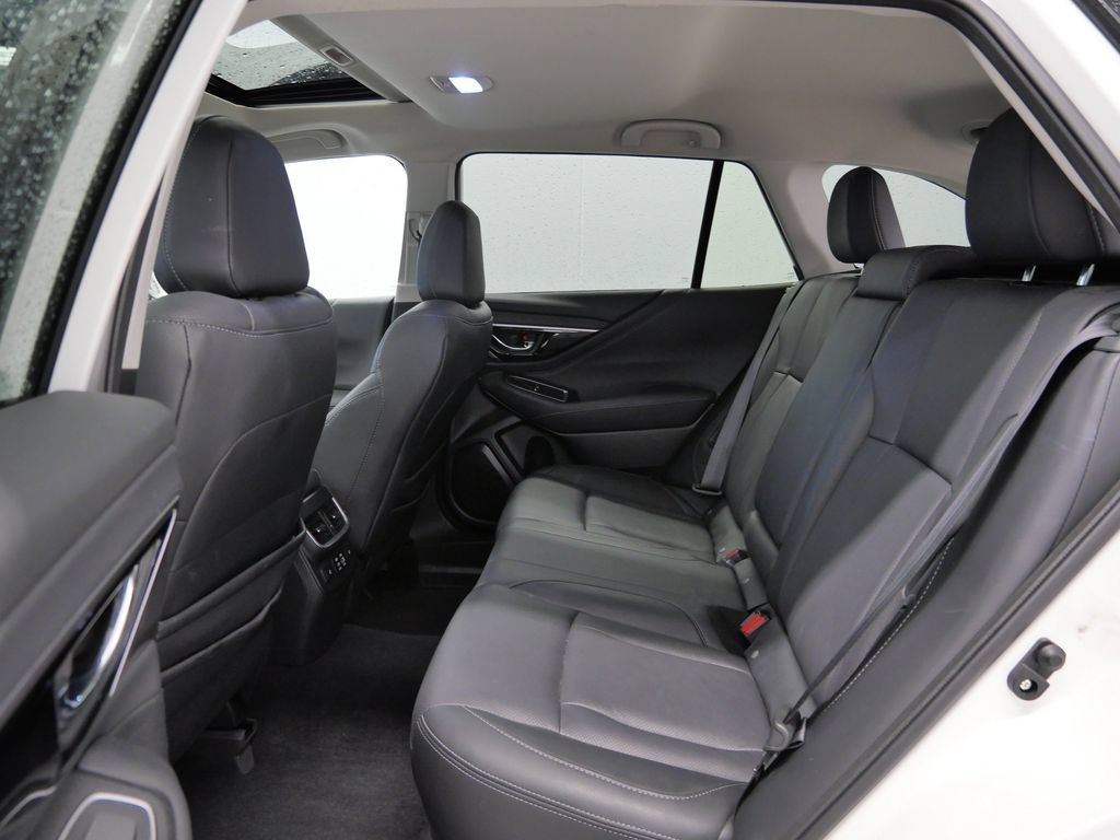 Used 2024 Subaru Outback Limited AWD/4WD image 14