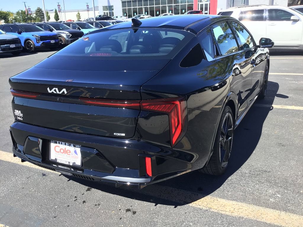 New 2025 Kia K4 GT-Line image 5