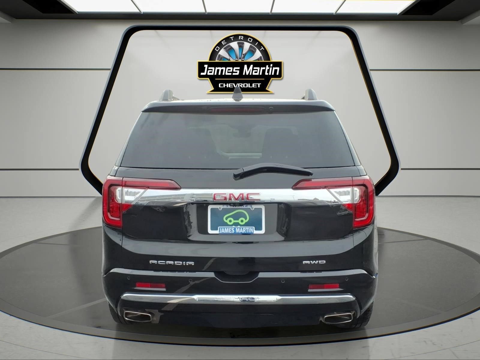 Used 2023 GMC Acadia Denali w/ Black Diamond Edition AWD/4WD image 5