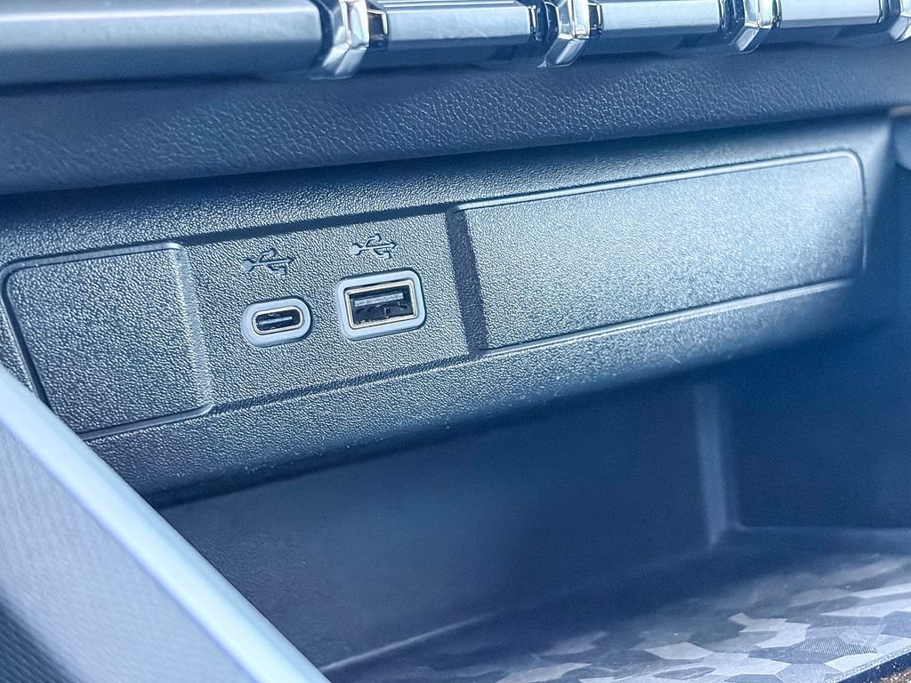 Certified 2023 Chevrolet Colorado Trail Boss w/ Advanced Trailering Package AWD/4WD image 32