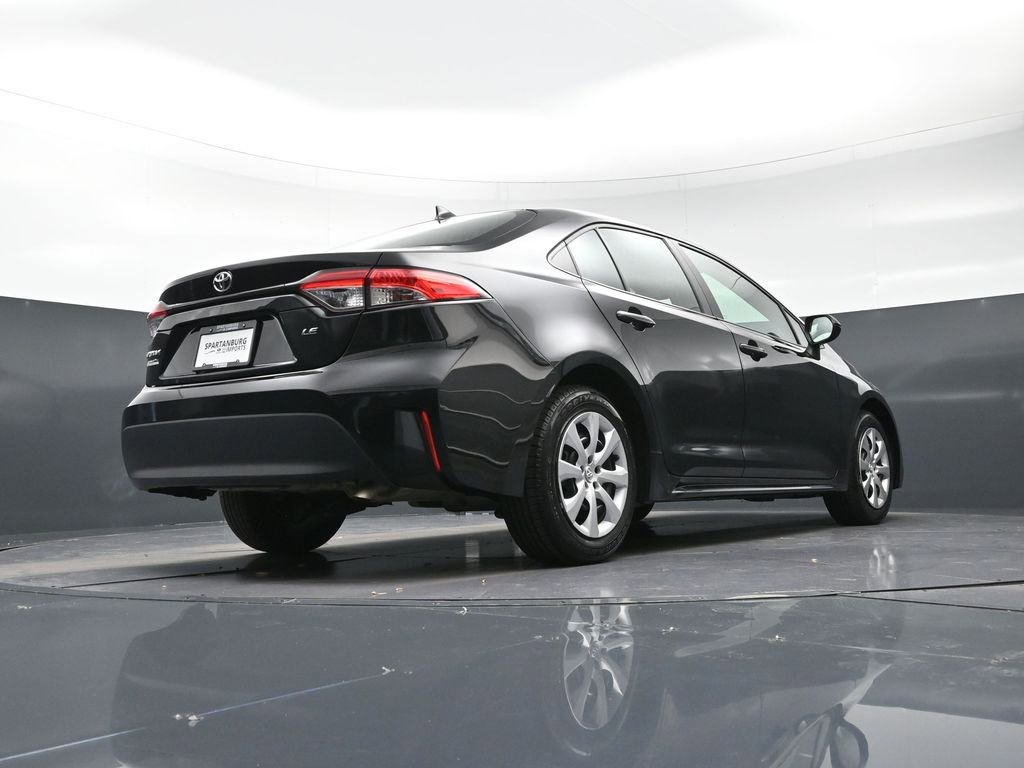 Used 2024 Toyota Corolla LE image 25