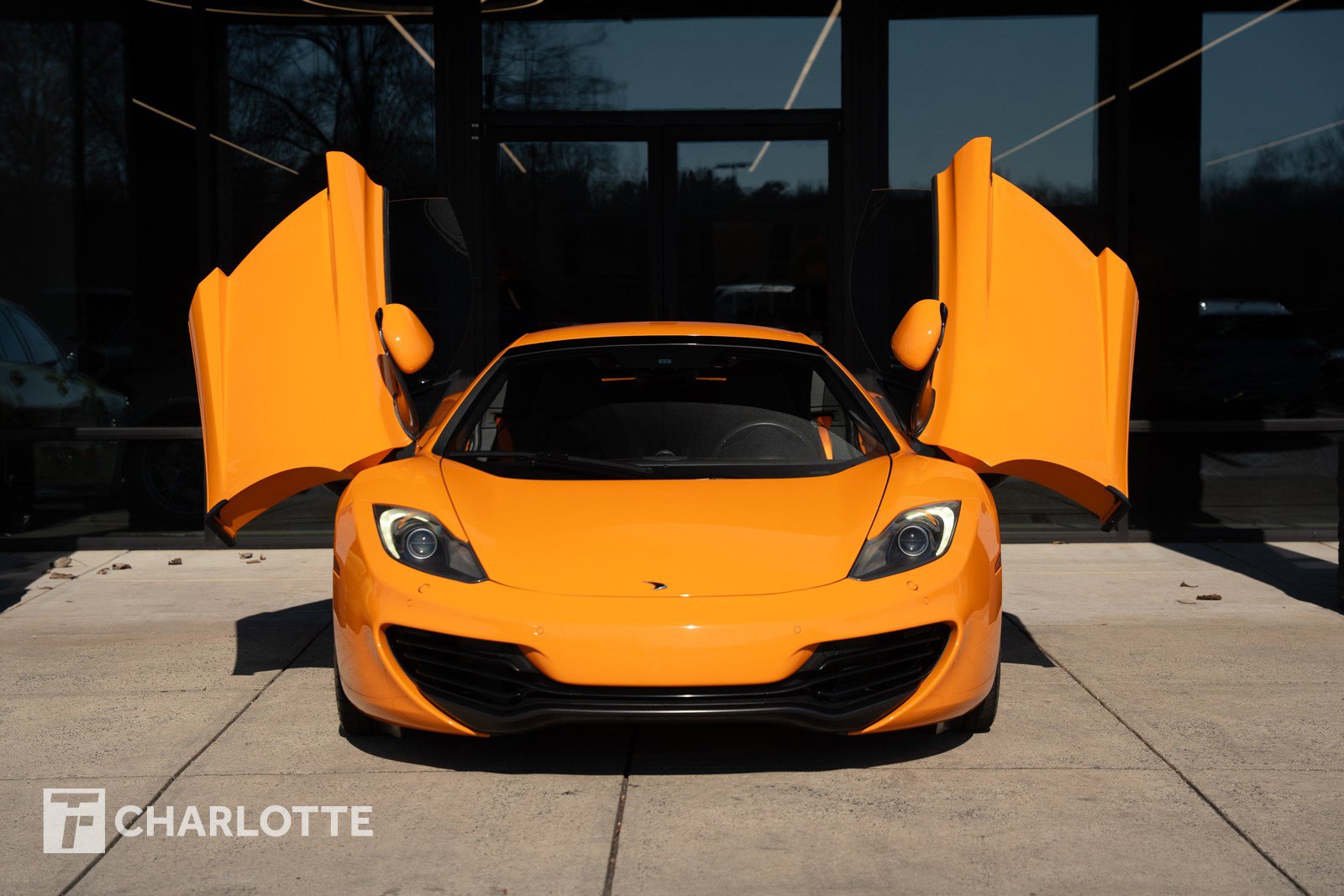 Used 2014 McLaren MP4-12C Spider image 5