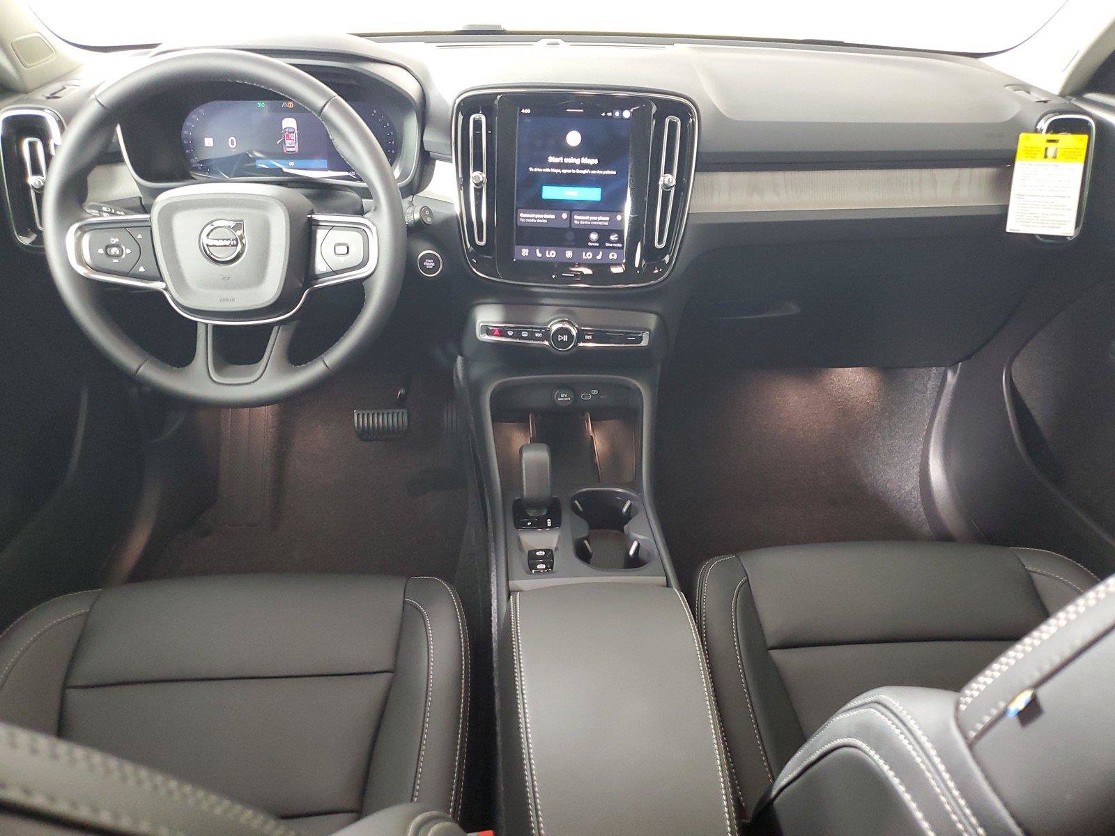 New 2026 Volvo XC40 B4 Core w/ Protection Package Premier FWD image 15