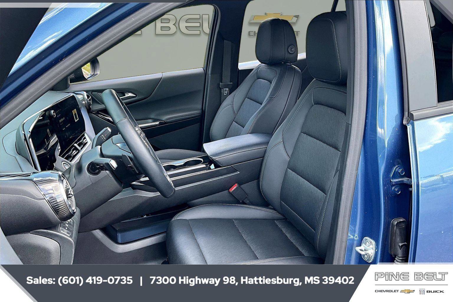Used 2025 Chevrolet Equinox LT w/ Convenience Package II AWD/4WD image 18