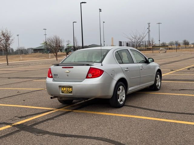 Used 2008 Chevrolet Cobalt LT image 3