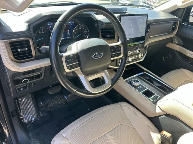 Used 2023 Ford Expedition Max Limited image 9