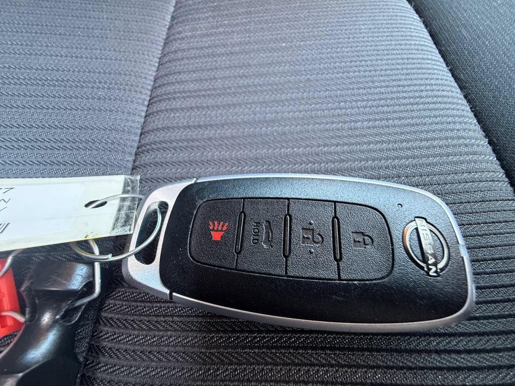 Used 2025 Nissan Sentra SV FWD image 41