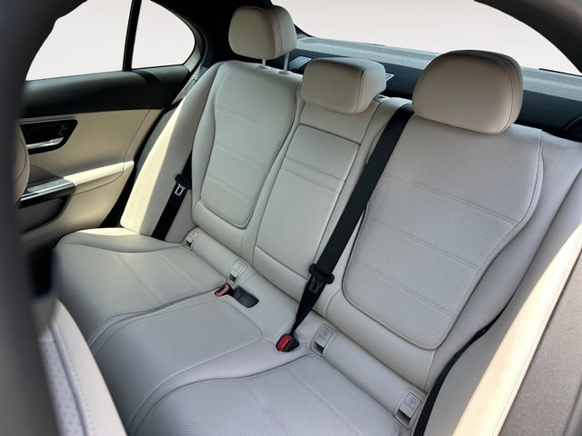 Used 2022 Mercedes-Benz C 300 4MATIC Sedan image 16