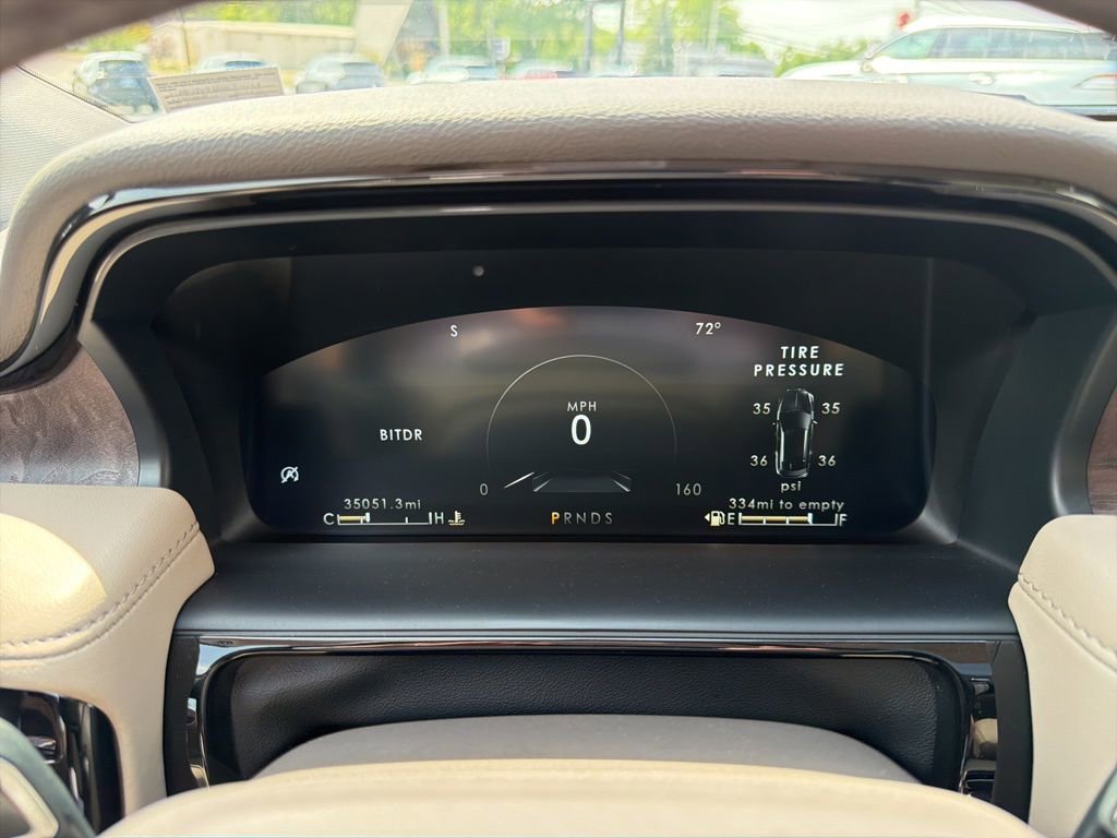 Certified 2023 Lincoln Nautilus Reserve w/ Luxury Package AWD/4WD image 33