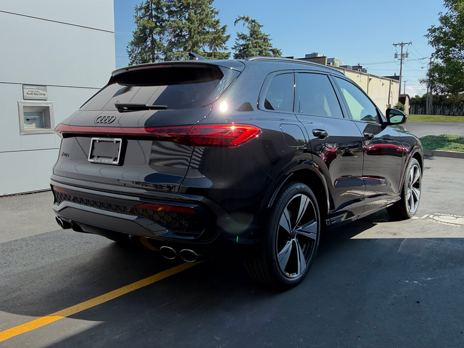 New 2026 Audi SQ5 Premium Plus AWD/4WD image 10