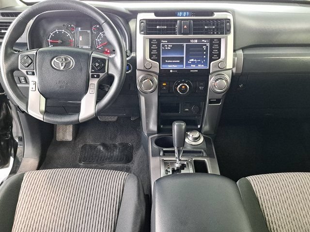 Used 2024 Toyota 4Runner SR5 AWD/4WD image 28