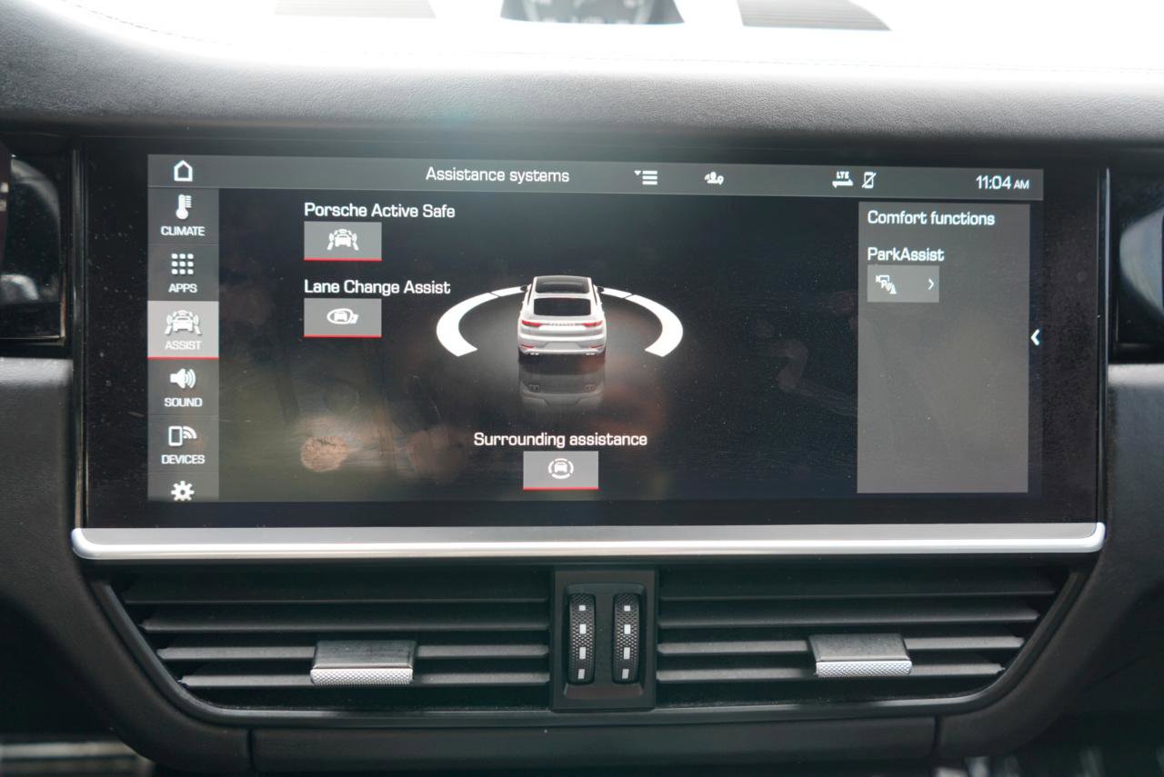 Used 2021 Porsche Cayenne Turbo image 45