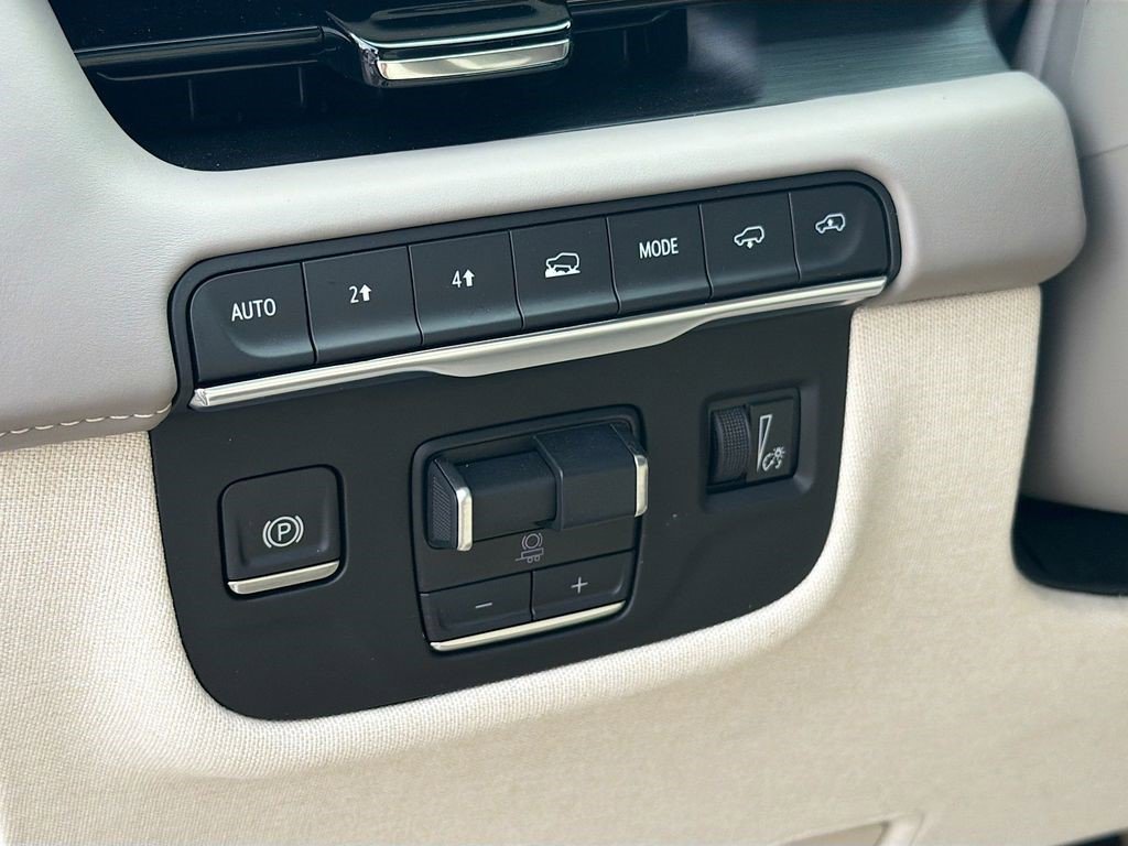 Certified 2024 Cadillac Escalade Sport Platinum image 7