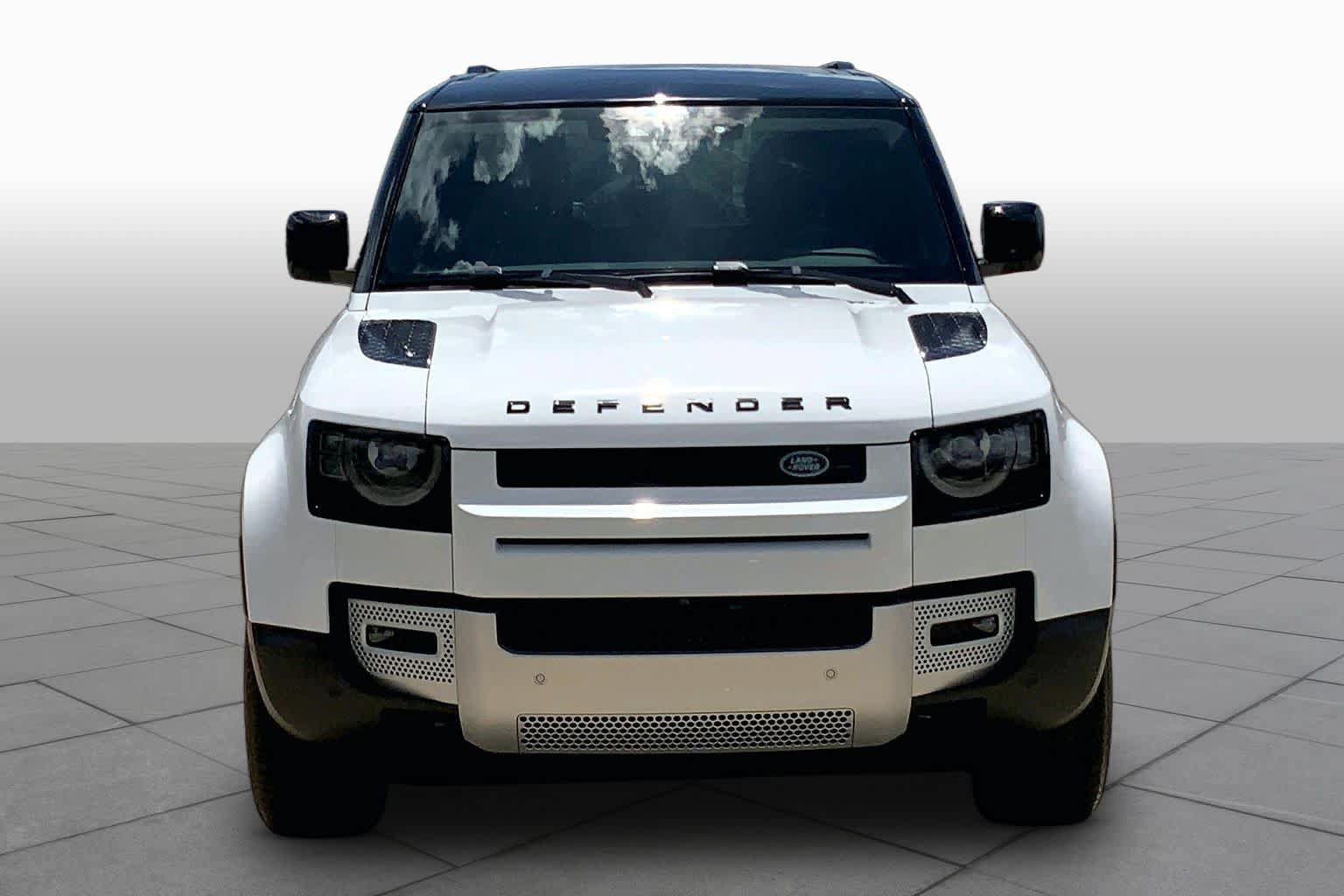 Used 2024 Land Rover Defender 110 S AWD/4WD image 4