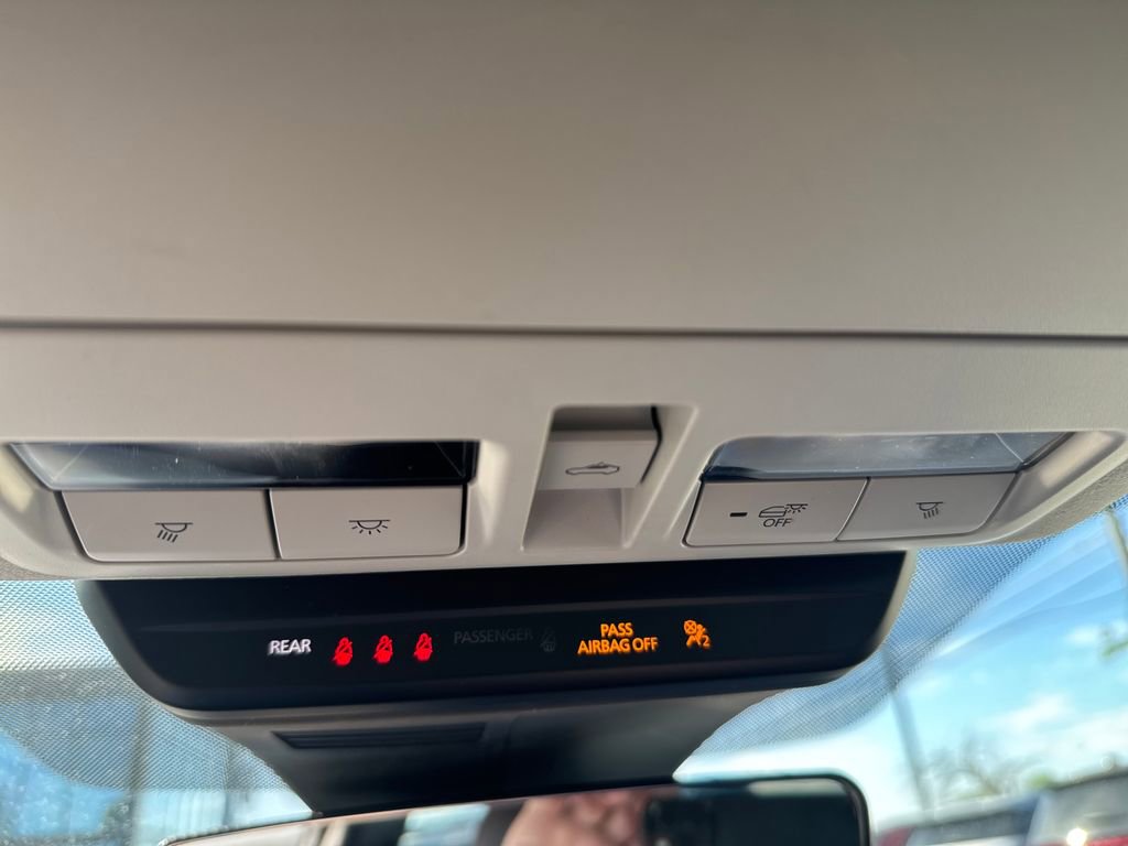 Used 2023 MAZDA MAZDA3 s FWD image 27