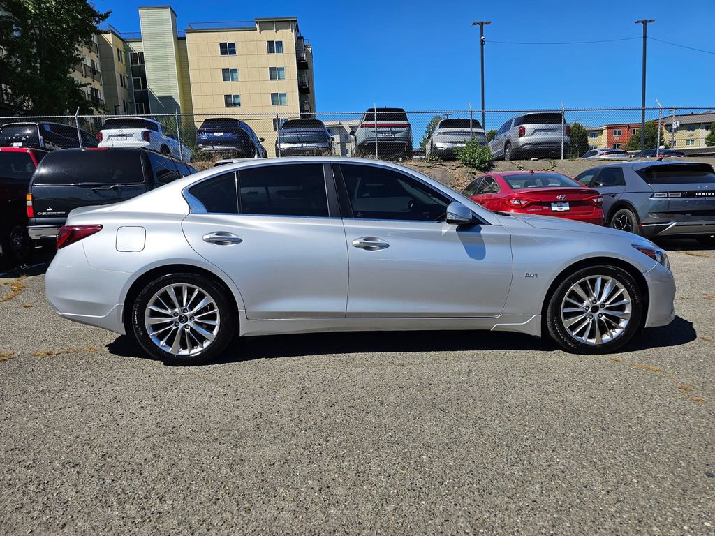 Used 2019 INFINITI Q50 Luxe w/ All Weather Package (L93) AWD/4WD image 9