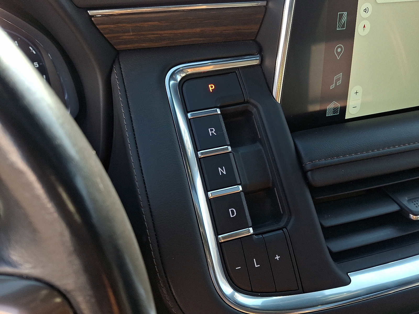 Used 2023 Chevrolet Tahoe High Country w/ Premium Package 2 image 16