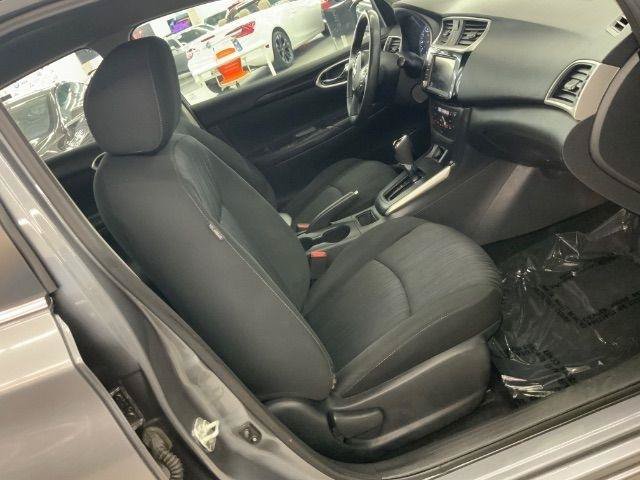 Used 2019 Nissan Sentra SV FWD image 13