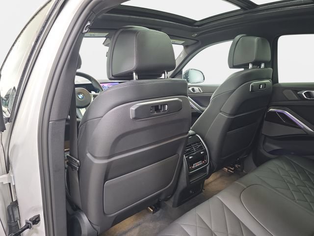 Used 2024 BMW X6 xDrive40i w/ Premium Package AWD/4WD image 12