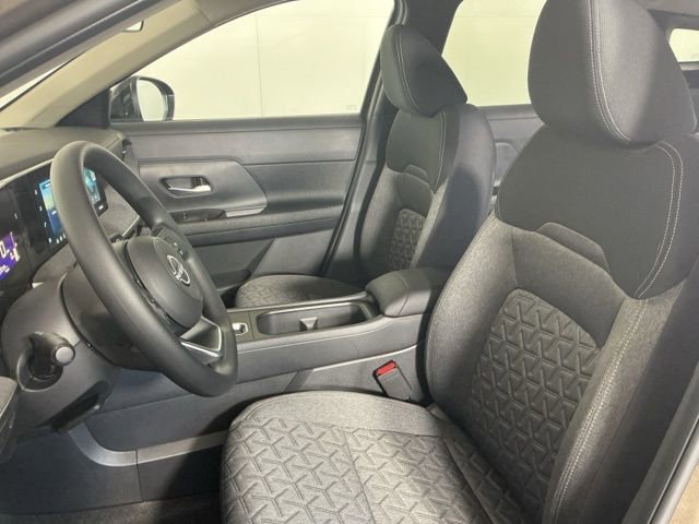 New 2026 Nissan Kicks SV AWD/4WD image 10