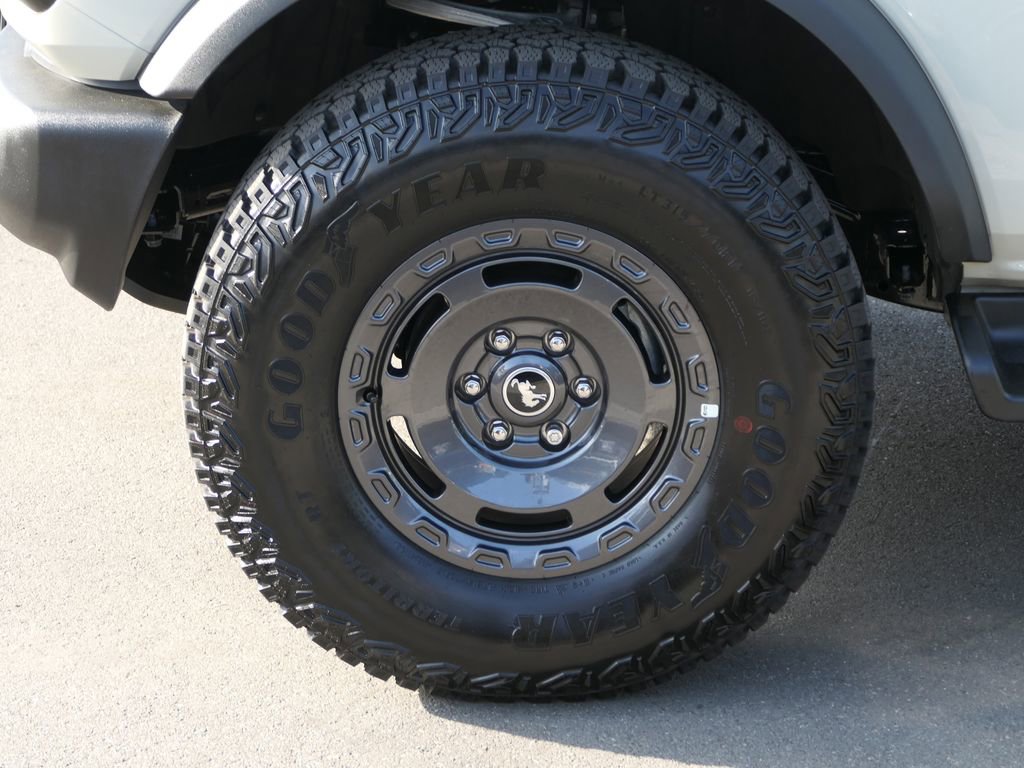 Used 2025 Ford Bronco Outer Banks w/ Sasquatch Package image 11