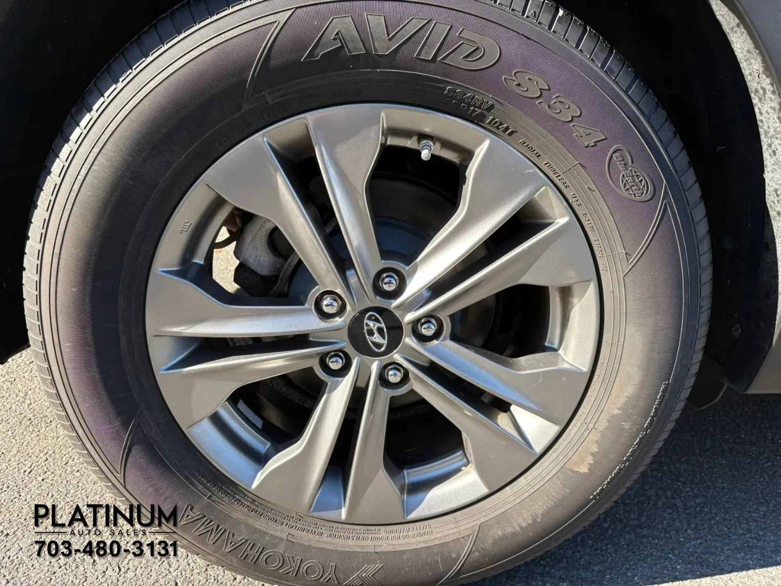 Used 2016 Hyundai Santa Fe Sport w/ Option Group 02 AWD/4WD image 25