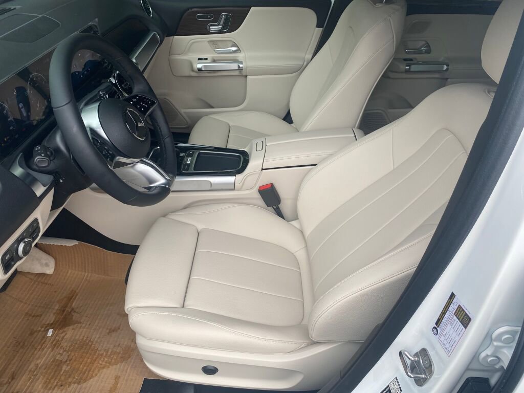 New 2026 Mercedes-Benz GLB 250 GLB 250 image 6