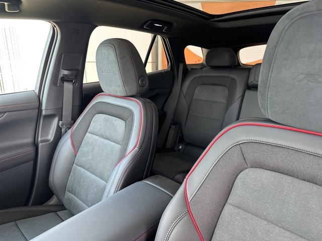 New 2025 Chevrolet Blazer EV RS image 13