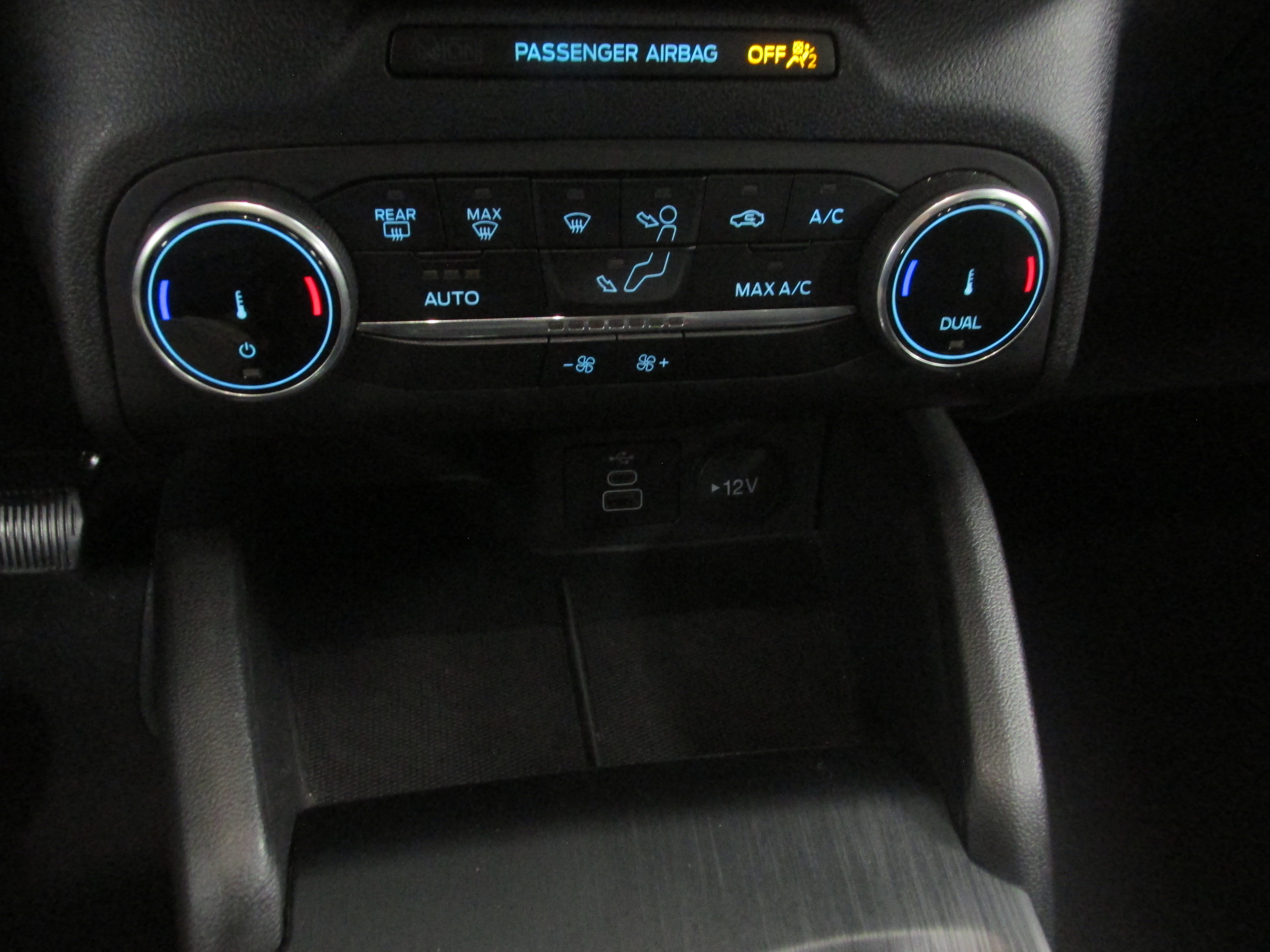Used 2025 Ford Escape ST-Line AWD/4WD image 34