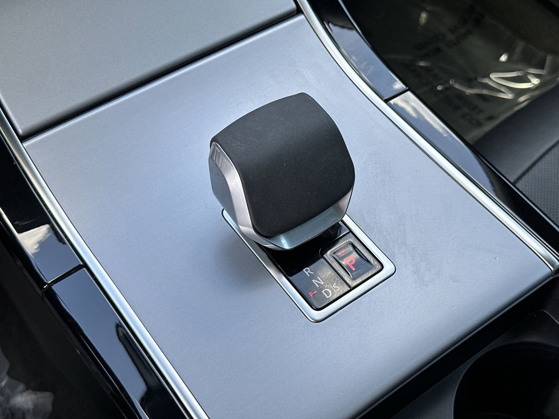 Used 2025 Land Rover Range Rover Evoque S AWD/4WD image 22