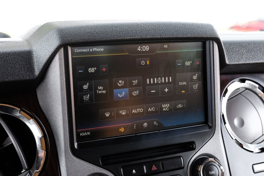 Used 2015 Ford F350 Lariat w/ Lariat Ultimate Package image 32