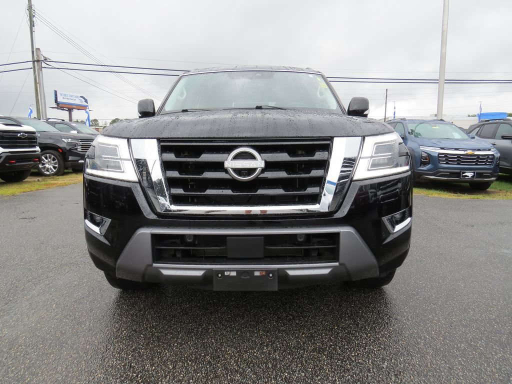 Used 2023 Nissan Armada SL w/ Captain's Chairs Package RWD image 4