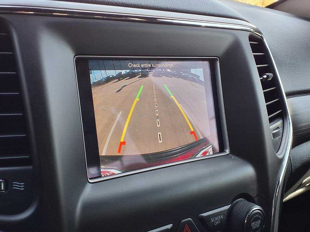 Used 2021 Jeep Grand Cherokee Laredo image 20