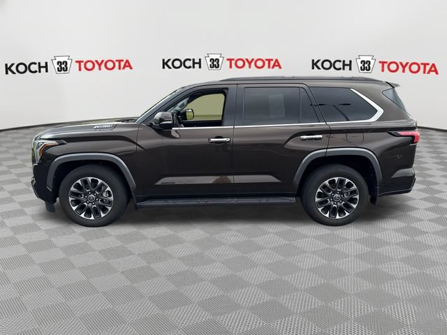 Used 2023 Toyota Sequoia Limited w/ Tow Technology Package AWD/4WD image 4