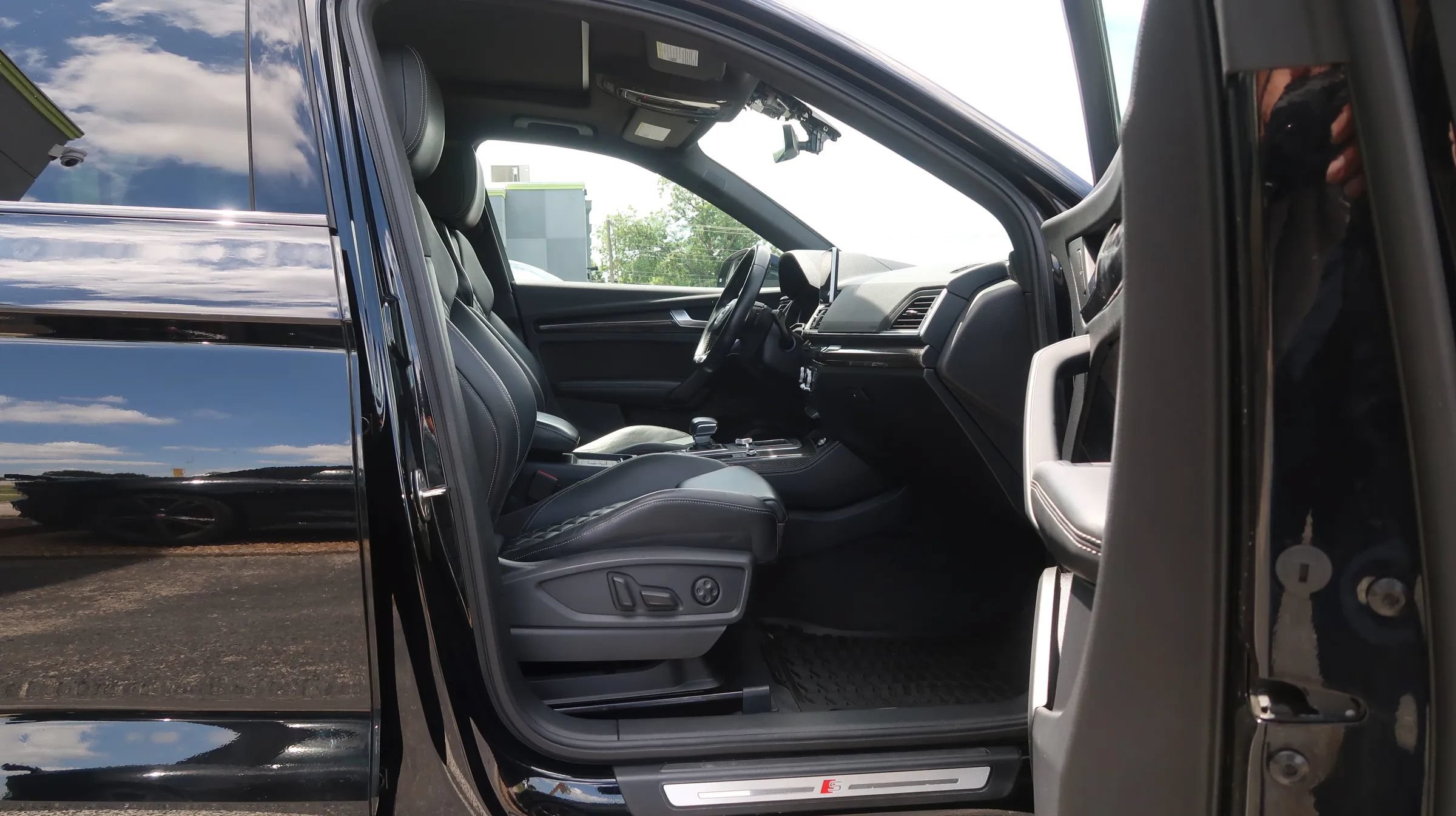 Used 2019 Audi SQ5 Prestige w/ Prestige Package AWD/4WD image 25