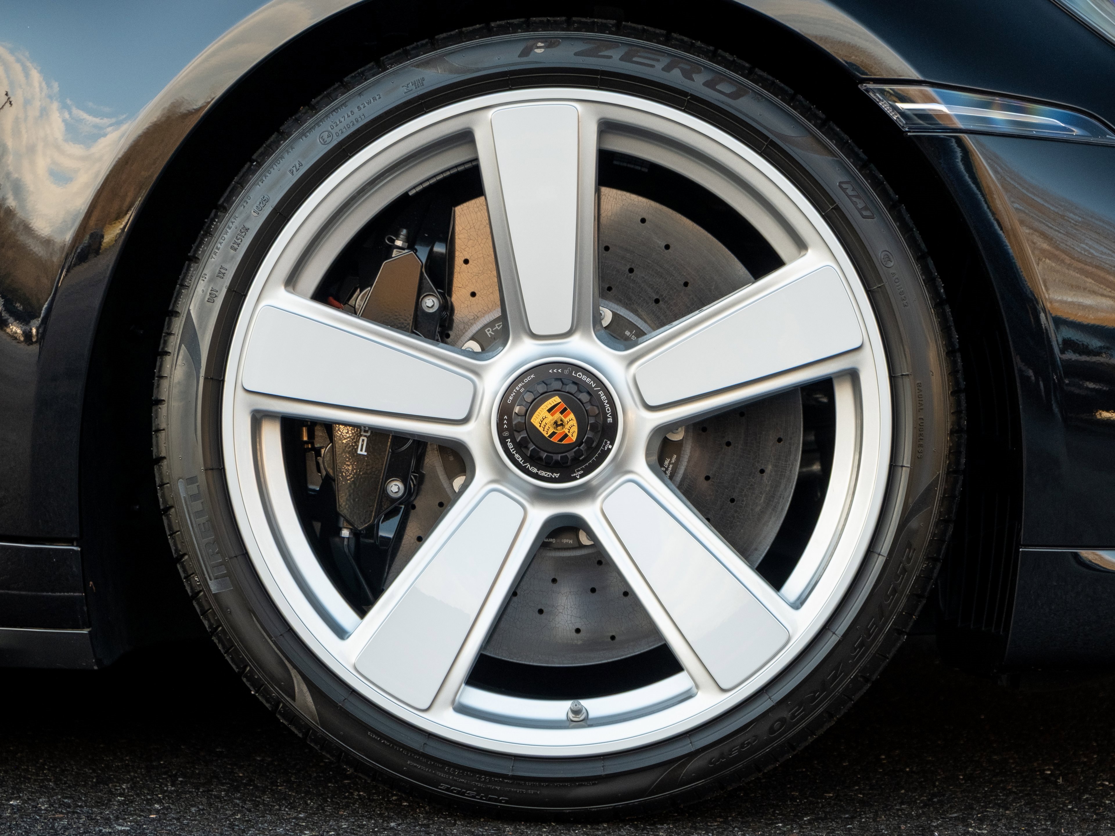 Certified 2025 Porsche 911 Turbo image 15