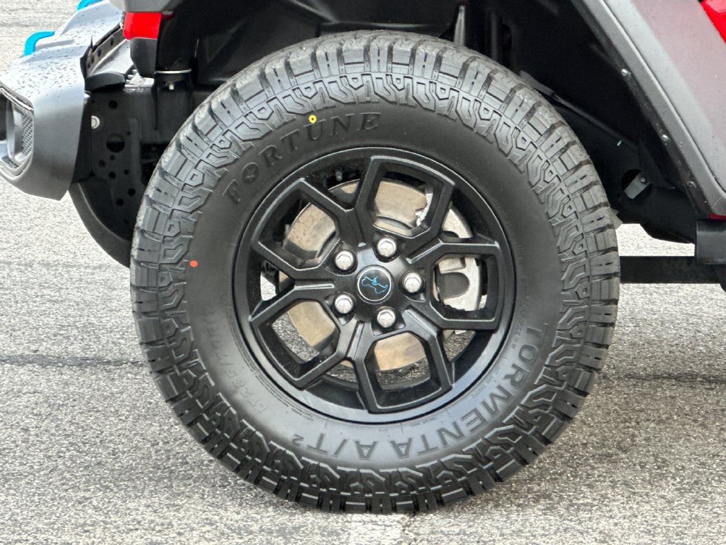 Used 2024 Jeep Wrangler Unlimited AWD/4WD image 24